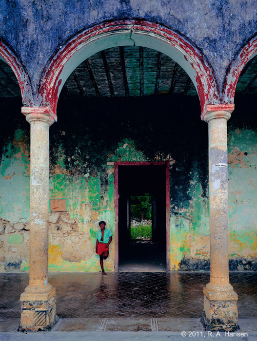 PLEASE NOTE: PIGMENT PRINTS ON LUSTRE PAPER ARE NO LONGER AVAILABLE FOR THE MEXICAN COLOR PORTFOLIO